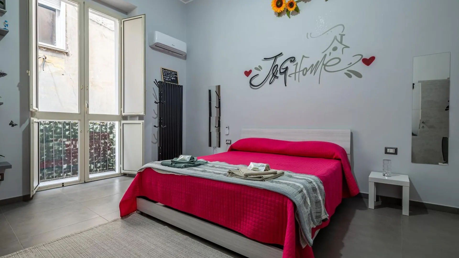 J&G Home Spaccanapoli